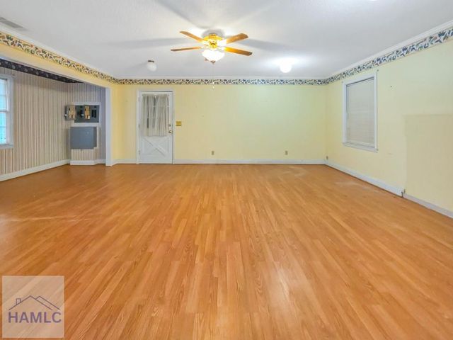 203 Debbie Drive, Statesboro, GA 30458