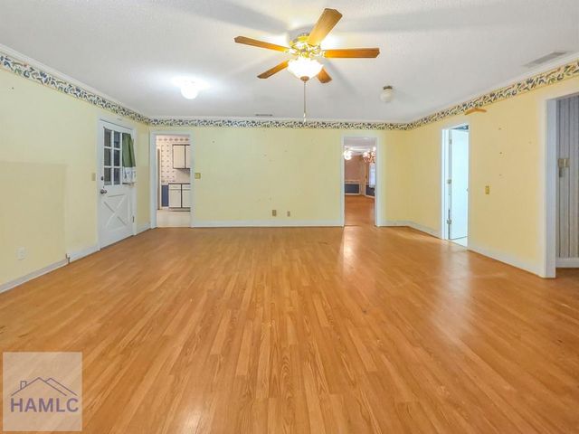 203 Debbie Drive, Statesboro, GA 30458