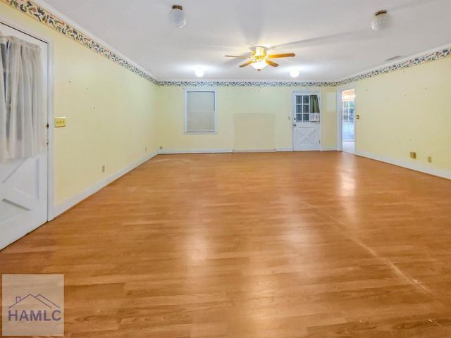203 Debbie Drive, Statesboro, GA 30458