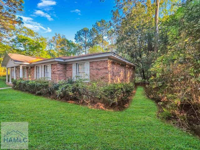 203 Debbie Drive, Statesboro, GA 30458