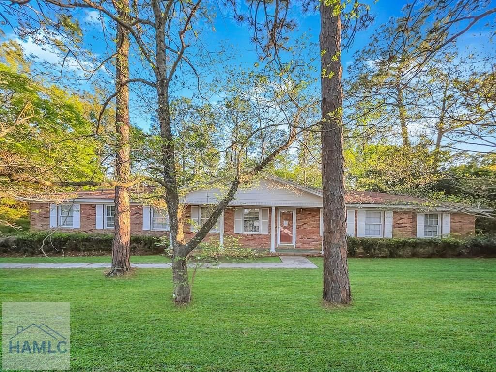 203 Debbie Drive, Statesboro, GA 30458