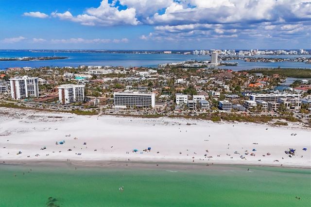 1195 VILLAGIO CIRCLE 102, Sarasota, FL 34237