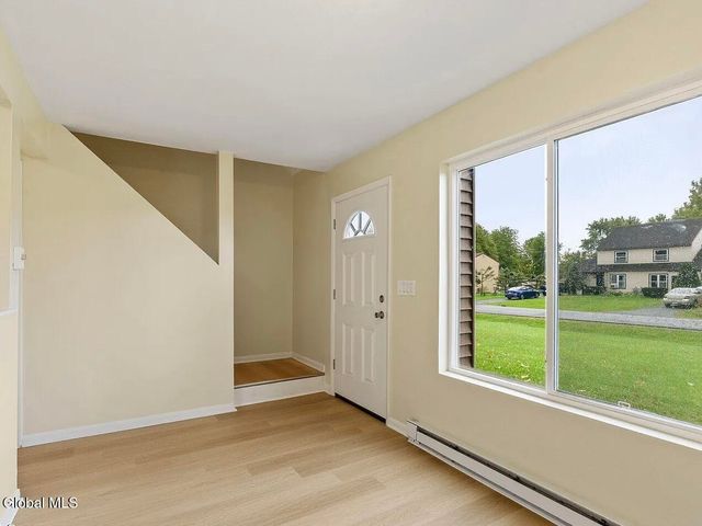 19 Harvest Way B, Waterford, NY 12188