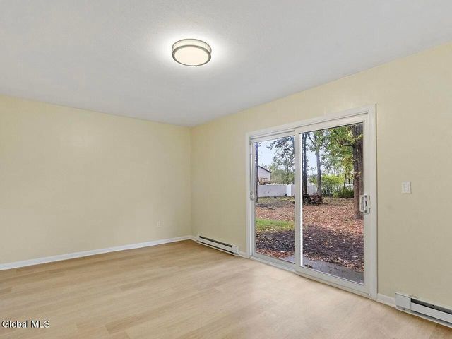 19 Harvest Way B, Waterford, NY 12188