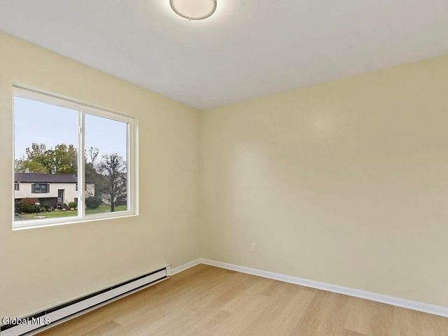 19 Harvest Way B, Waterford, NY 12188