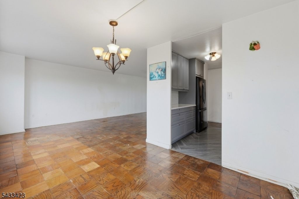 275 Prospect St 14B, East Orange City, NJ 07017 — photo 5