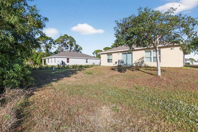 1124 NE 36TH STREET, Cape Coral, FL 33909