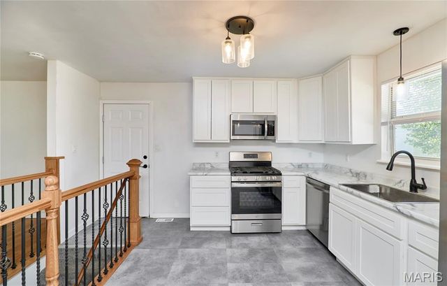 2118 Larkspur Landing, Imperial, MO 63052