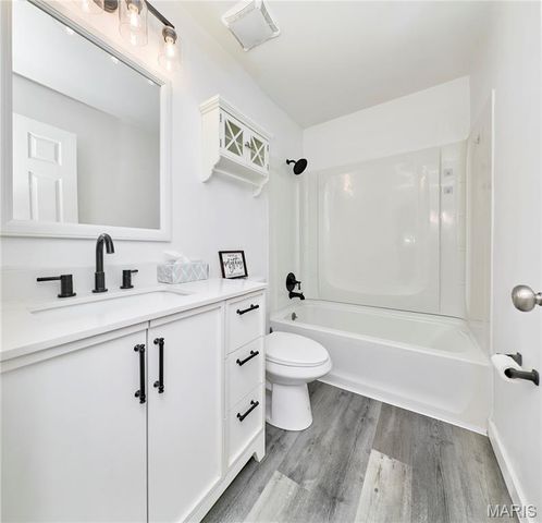 2118 Larkspur Landing, Imperial, MO 63052