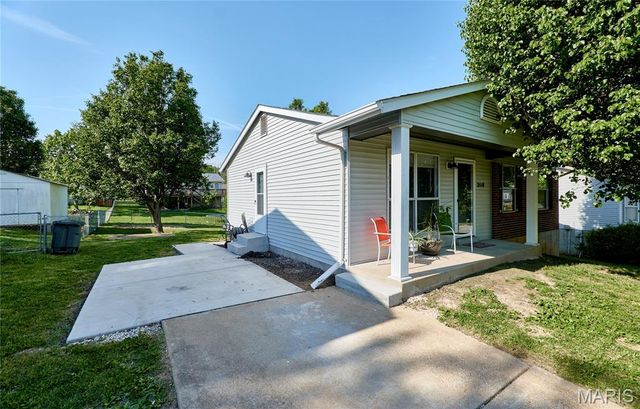 2118 Larkspur Landing, Imperial, MO 63052