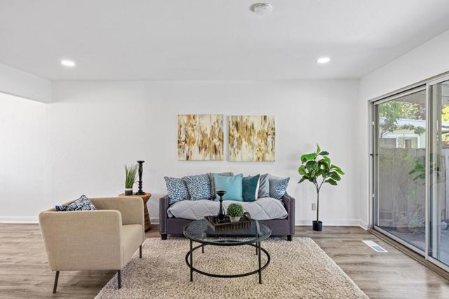 253 Helen Way, Livermore, CA 94550