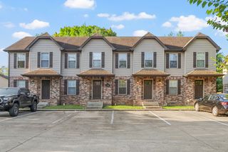 1762 Spring Water Dr Apt B, Clarksville, TN 37040