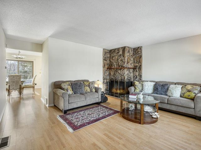 1470 Arden View Drive, Arden Hills, MN 55112