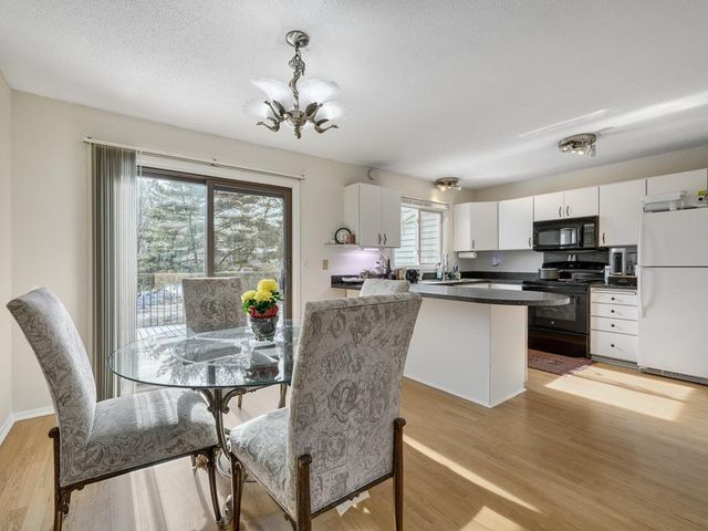 1470 Arden View Drive, Arden Hills, MN 55112