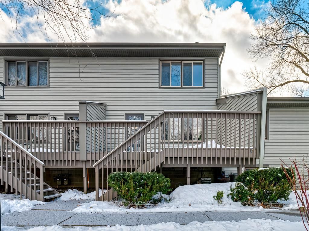 1470 Arden View Drive, Arden Hills, MN 55112