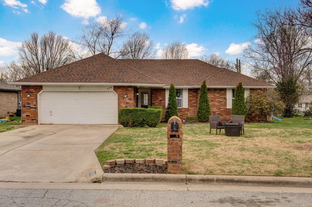 503 N Cherry Circle, Nixa, MO 65714