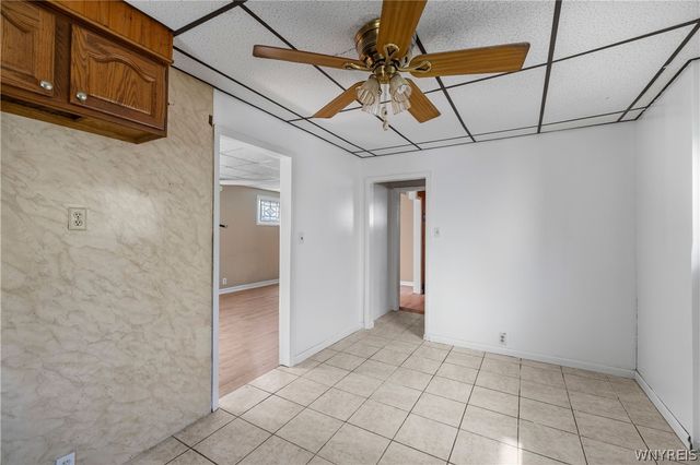 1847 Weston Avenue, Niagara Falls, NY 14305