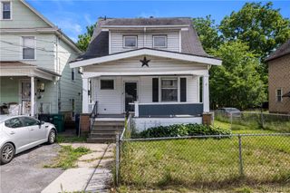 1847 Weston Avenue, Niagara Falls, NY 14305
