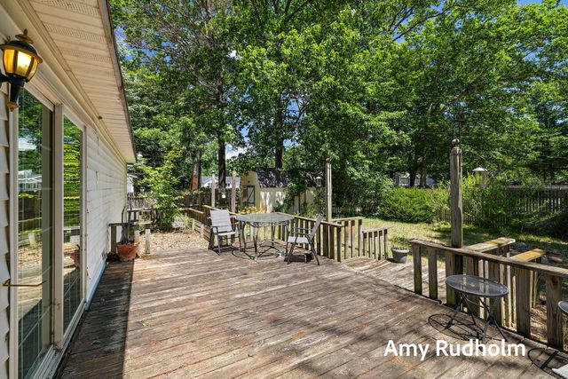1150 Debaker Road, Muskegon, MI 49442