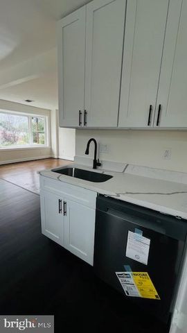 6606 NEWPORT RD, Hyattsville, MD 20784