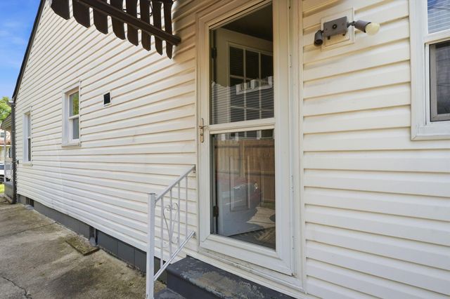 1927 Jermain Drive, Columbus, OH 43219