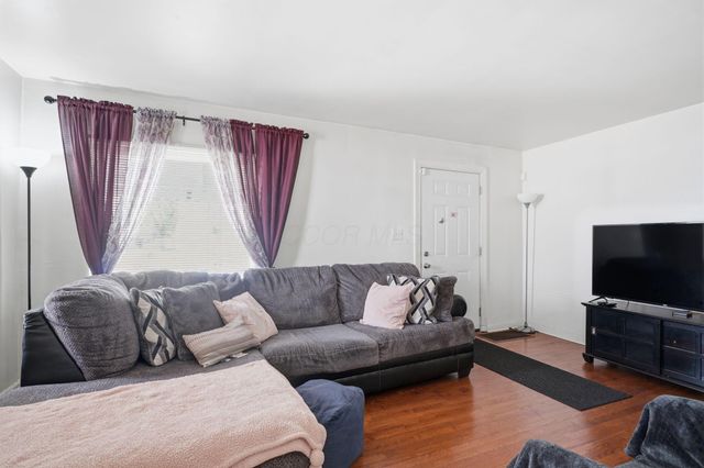 1927 Jermain Drive, Columbus, OH 43219
