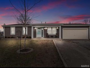 232 Maple Point Drive, Unincorporated, MO 63304