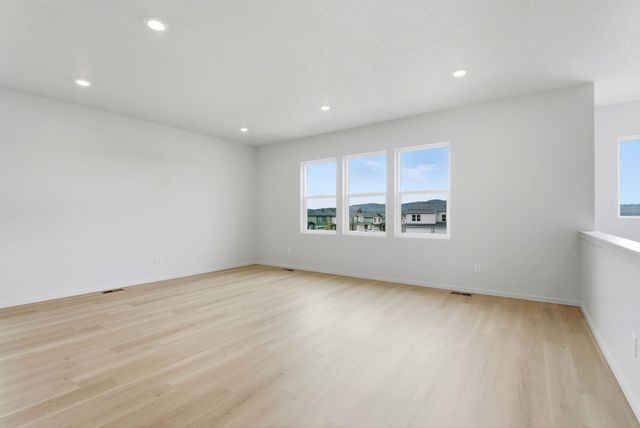 5177 E Mckinnon Ln, Spokane, WA 99212