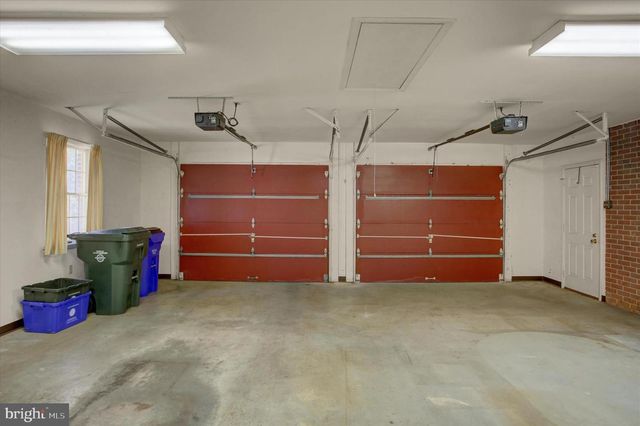 1005 VALLEYBROOK DR, Hagerstown, MD 21742