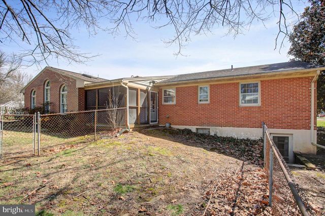 1005 VALLEYBROOK DR, Hagerstown, MD 21742