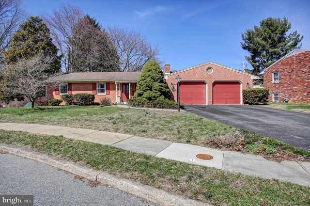 1005 VALLEYBROOK DR, Hagerstown, MD 21742