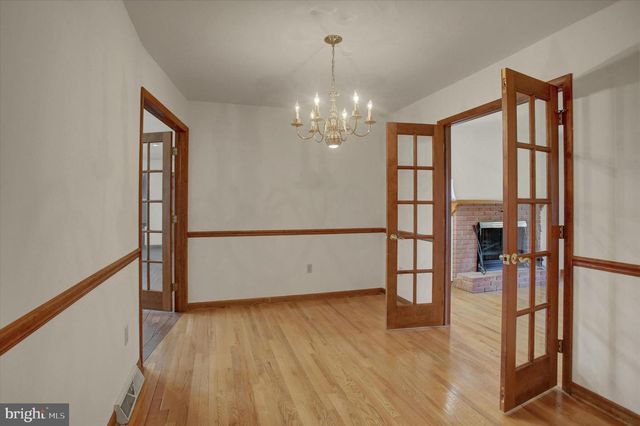 1005 VALLEYBROOK DR, Hagerstown, MD 21742