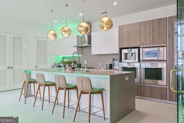 45 Ivan Allen Jr Boulevard 2701, Atlanta, GA 30308