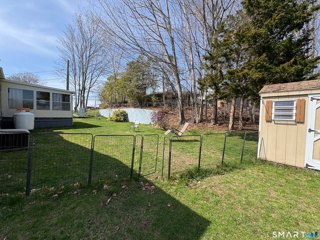 8 Erin Drive, Plainfield, CT 06374