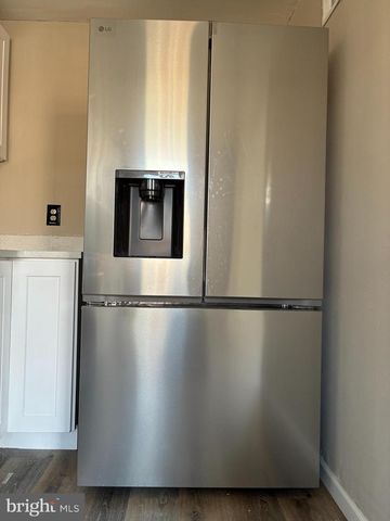 7529 BRENTWOOD RD, Philadelphia, PA 19151