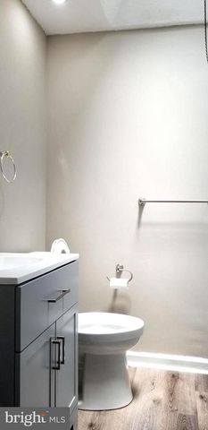7529 BRENTWOOD RD, Philadelphia, PA 19151