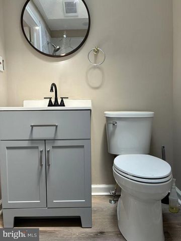 7529 BRENTWOOD RD, Philadelphia, PA 19151