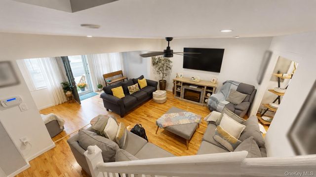 9134 121st Street, Richmond Hill, NY 11418