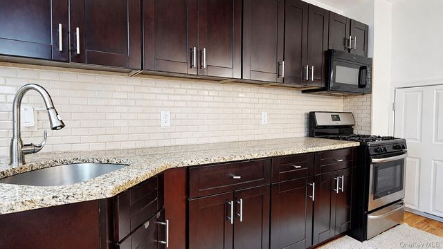 9134 121st Street, Richmond Hill, NY 11418