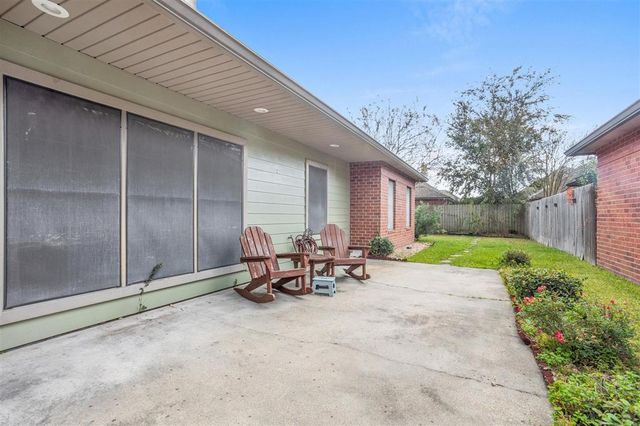 2813 N Locke Point Drive, Lake Charles, LA 70605