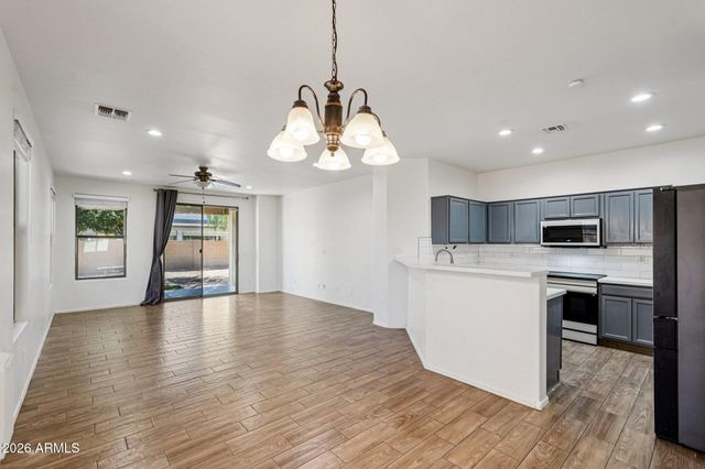 12875 N 142ND Avenue, Surprise, AZ 85379