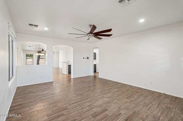 12875 N 142ND Avenue, Surprise, AZ 85379