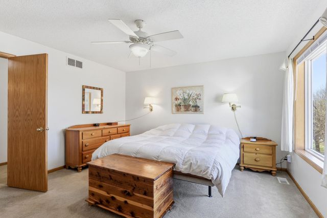 14331 Dawson Court, Rosemount, MN 55068