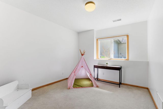 14331 Dawson Court, Rosemount, MN 55068