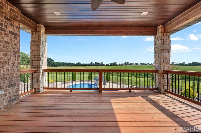 8318 WEST MILL CREEK RD, Troy, IL 62294