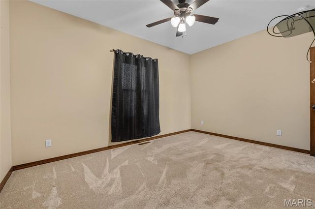 8318 WEST MILL CREEK RD, Troy, IL 62294