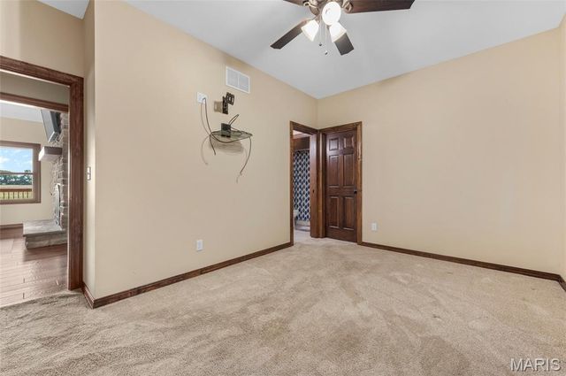8318 WEST MILL CREEK RD, Troy, IL 62294