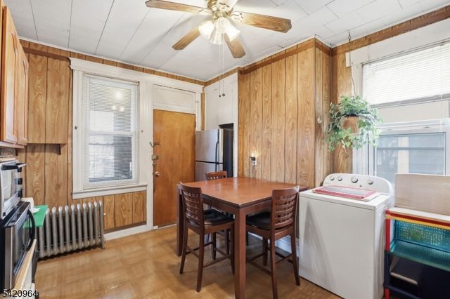 38 Schley St, Newark City, NJ 07112