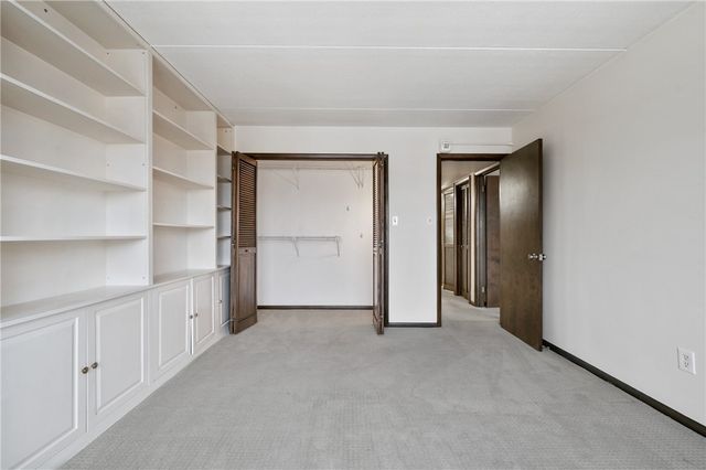 363 S Highland Ave 803, Shadyside, PA 15206