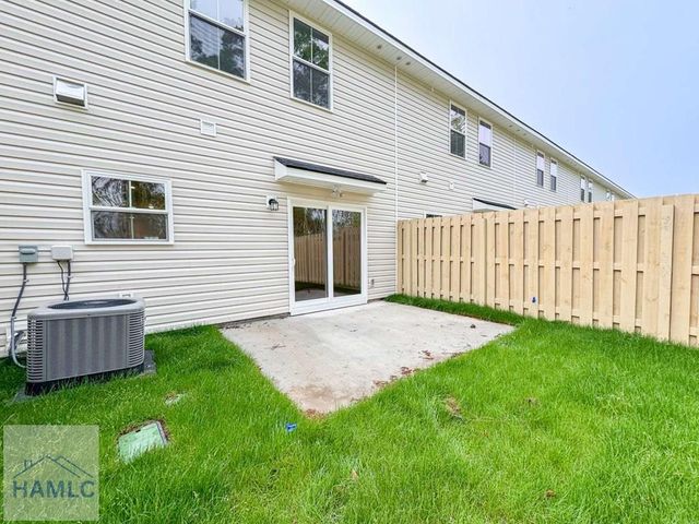 99 Beaumont Drive, Hinesville, GA 31313